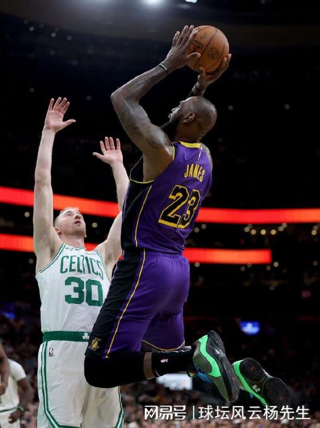 九游-关于塔图姆连续十场比赛得分超过战术调整，湖人挑战极限！的信息