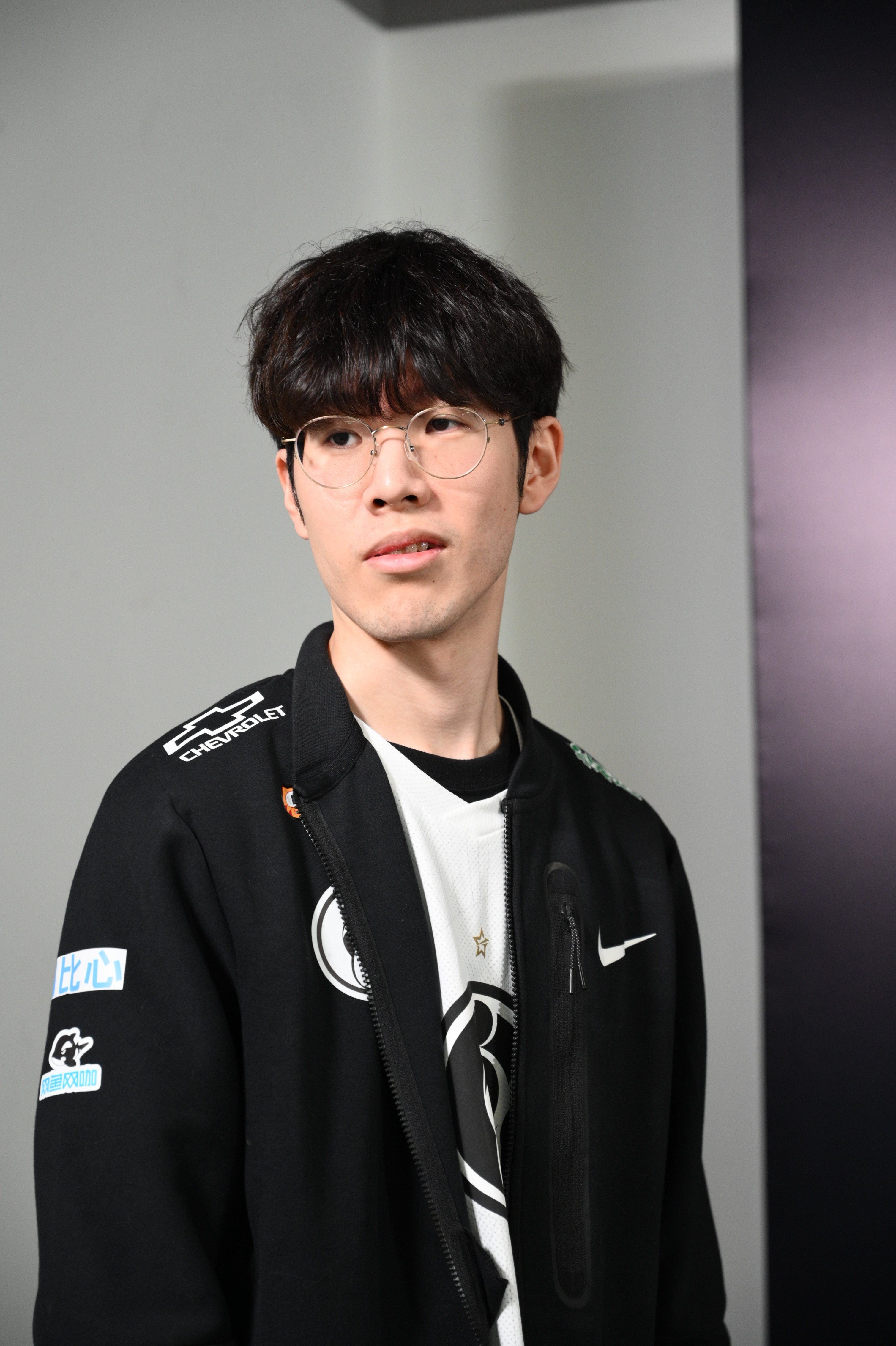 九游娱乐-TheShy赛事官方发布赛事规则更新新规，RNG争议不断！的简单介绍