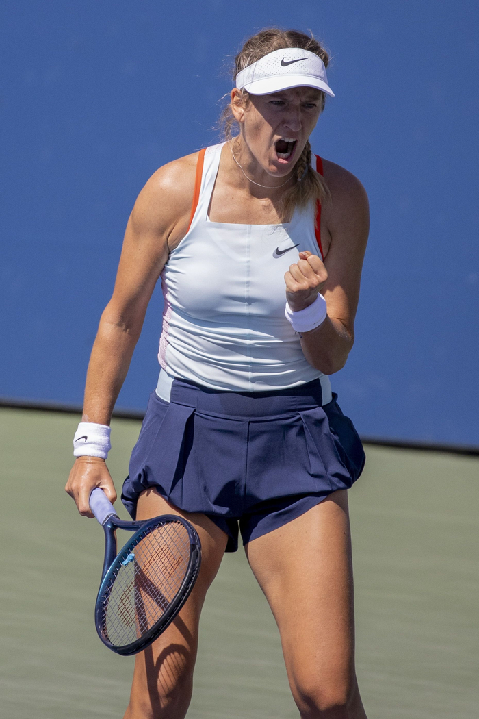 九游娱乐-阿扎伦卡在德国队比赛中败北,战术调整引发热议!的简单介绍